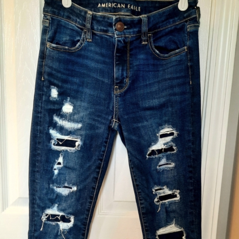 American Eagle Skinny Distressed Jeans